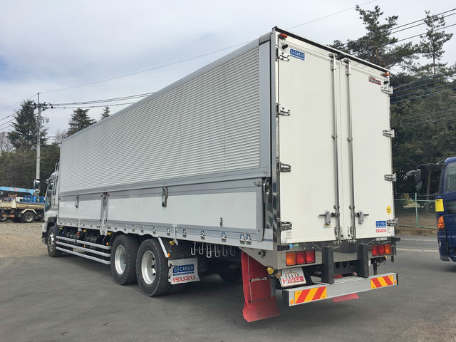 いすゞギガ冷蔵冷凍ウイング大型（10t）[写真04]