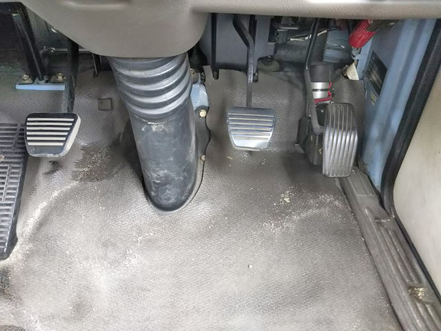 三菱ふそうローザマイクロバス[写真27]