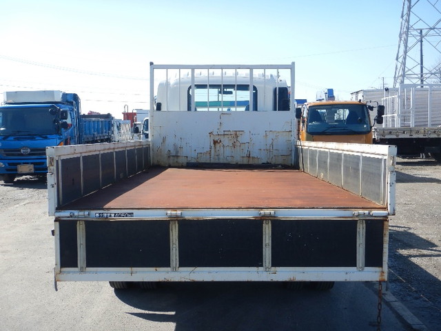 いすゞフォワード平ボディ中型（4t）[写真07]