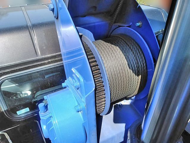 三菱ふそうキャンタークレーン4段小型（2t・3t）[写真16]