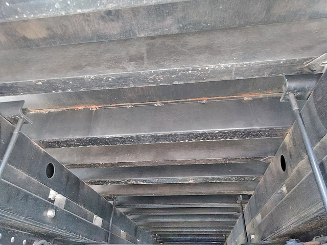 三菱ふそうキャンタークレーン4段小型（2t・3t）[写真25]