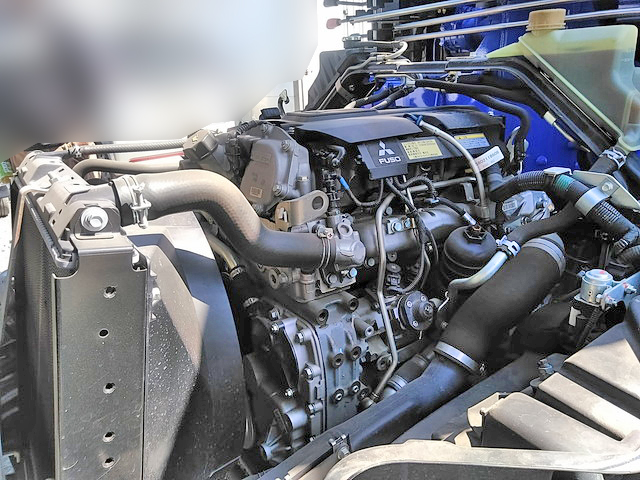 三菱ふそうキャンタークレーン4段小型（2t・3t）[写真29]