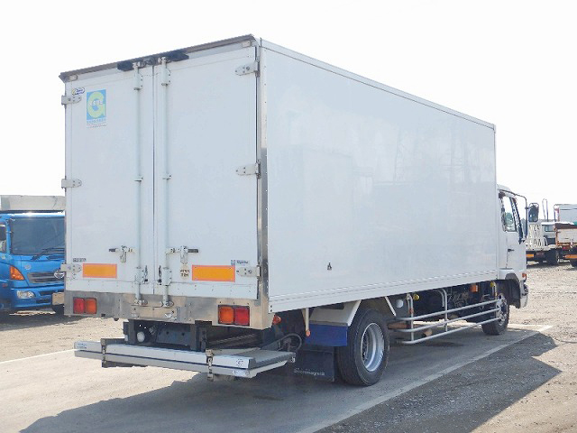 UDトラックスコンドル冷凍車（冷蔵車）増トン（6t・8t）[写真02]