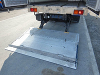 UDトラックスコンドル冷凍車（冷蔵車）増トン（6t・8t）[写真07]