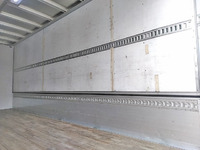 三菱ふそうファイターアルミウイング中型（4t）[写真14]