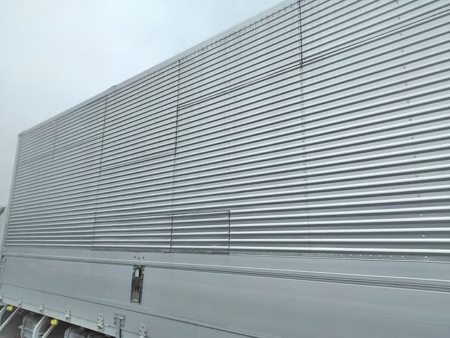 三菱ふそうファイターアルミウイング中型（4t）[写真15]