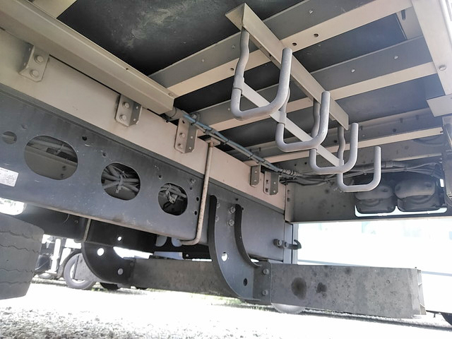 三菱ふそうファイターアルミウイング中型（4t）[写真24]