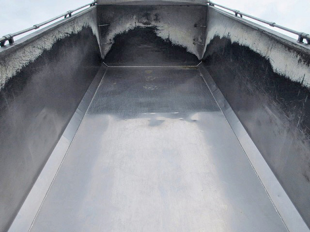 三菱ふそうファイター深ダンプ（土砂禁ダンプ）増トン（6t・8t）[写真08]