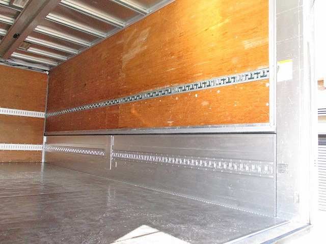 日野レンジャーアルミウイング増トン（6t・8t）[写真14]