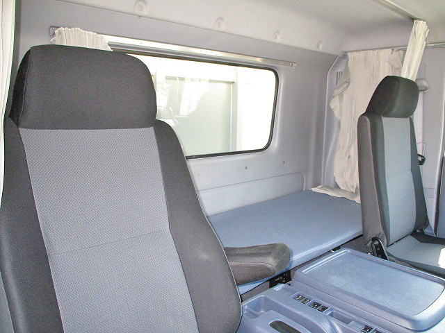 日野レンジャーアルミウイング増トン（6t・8t）[写真29]