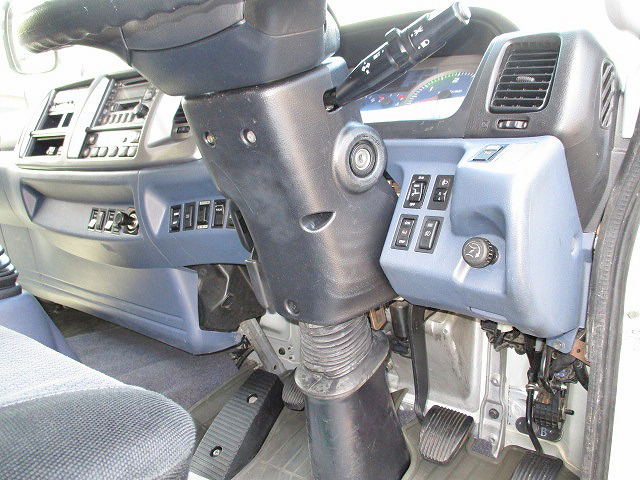 日野レンジャーアルミウイング増トン（6t・8t）[写真31]