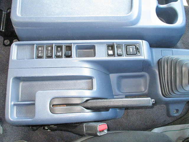 日野レンジャーアルミウイング増トン（6t・8t）[写真38]