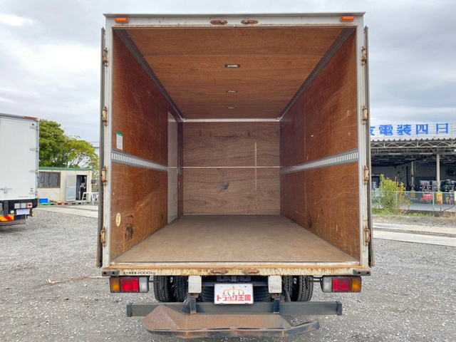 いすゞエルフアルミバン小型（2t・3t）[写真09]