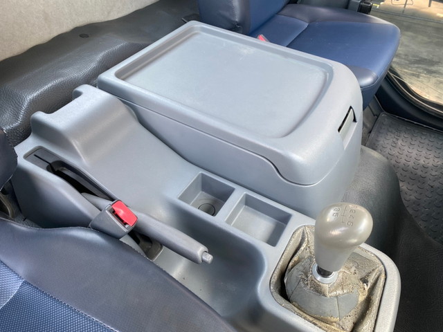 三菱ふそうファイターミキサー車（コンクリートミキサー）中型（4t）[写真33]