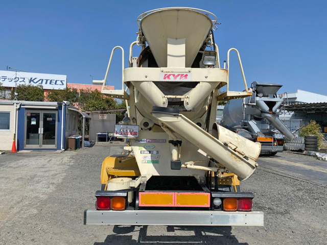 三菱ふそうファイターミキサー車（コンクリートミキサー）中型（4t）[写真09]