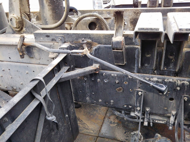 いすゞギガ深ダンプ（土砂禁ダンプ）大型（10t）[写真26]