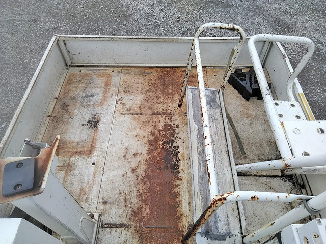 トヨタダイナ高所作業車小型（2t・3t）[写真12]