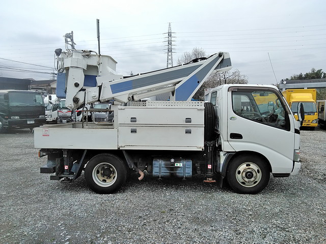 トヨタダイナ高所作業車小型（2t・3t）[写真06]