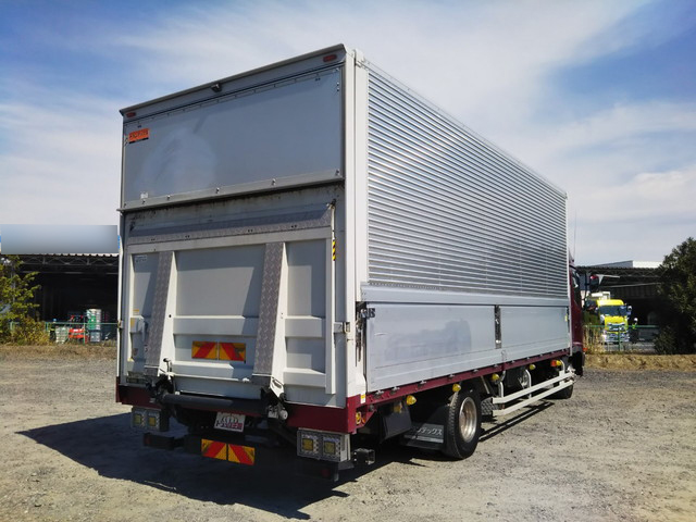 日野レンジャーアルミウイング中型（4t）[写真02]