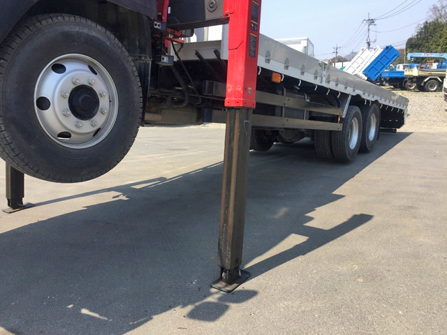 UDトラックスビッグサムセルフクレーン4段大型（10t）[写真18]