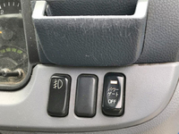 三菱ふそうキャンター平ボディ小型（2t・3t）[写真32]