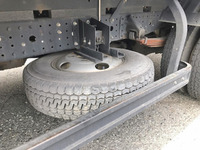 三菱ふそうキャンター平ボディ小型（2t・3t）[写真20]