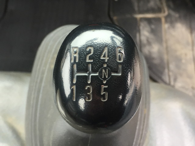 いすゞエルフクレーン4段小型（2t・3t）[写真34]