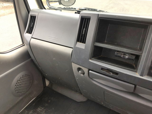 いすゞエルフクレーン4段小型（2t・3t）[写真36]