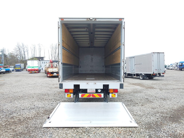 日野レンジャーアルミウイング中型（4t）[写真12]