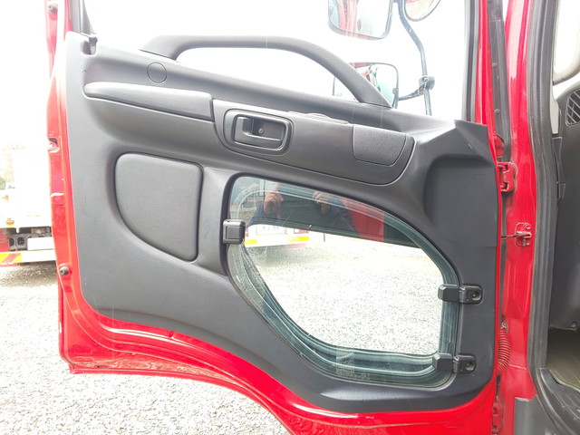 日野レンジャーアルミウイング中型（4t）[写真27]