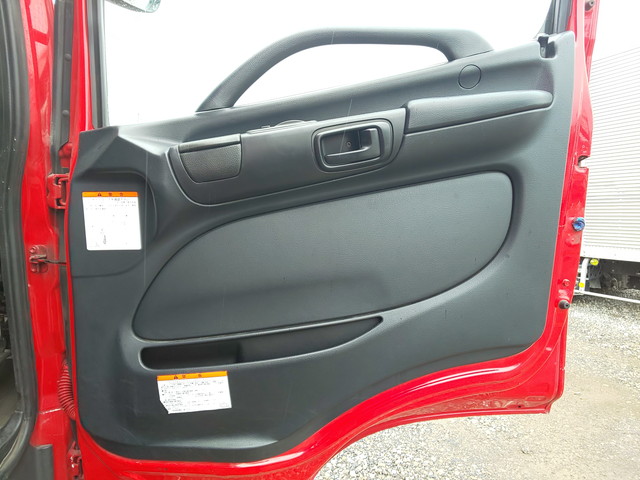 日野レンジャーアルミウイング中型（4t）[写真28]