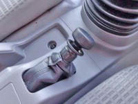 日野デュトロセーフティクレーン4段小型（2t・3t）[写真20]