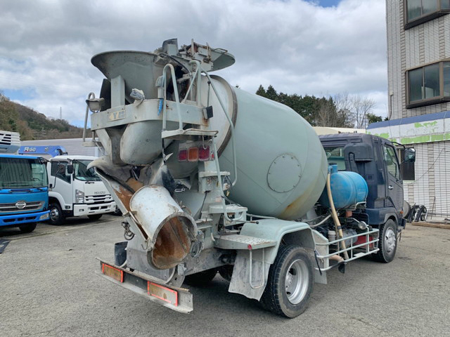 三菱ふそうファイターミキサー車（コンクリートミキサー）増トン（6t・8t）[写真02]