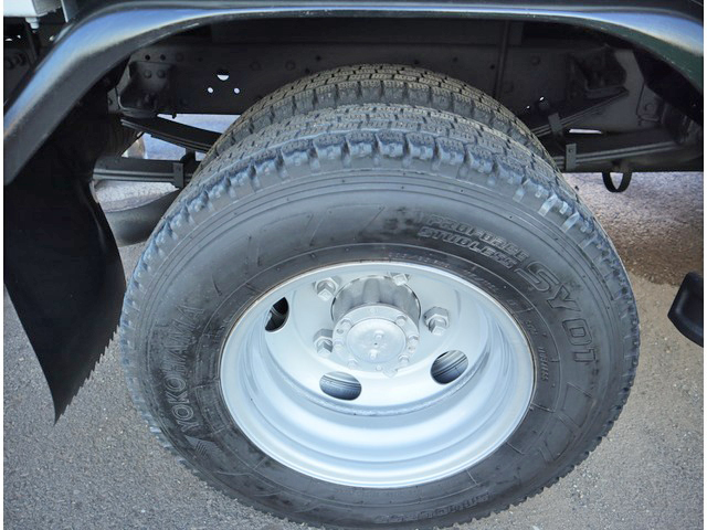 三菱ふそうキャンターユニック3段小型（2t・3t）[写真32]