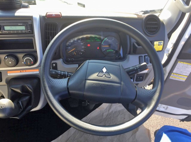 三菱ふそうキャンターセーフティローダー小型（2t・3t）[写真18]