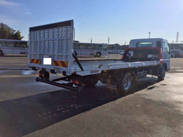 三菱ふそうキャンターセーフティローダー小型（2t・3t）[写真02]