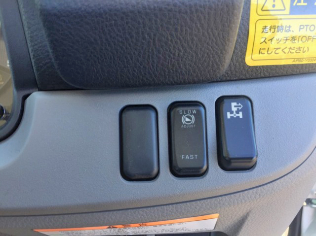 三菱ふそうキャンターセーフティローダー小型（2t・3t）[写真23]