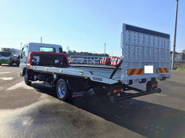 三菱ふそうキャンターセーフティローダー小型（2t・3t）[写真04]