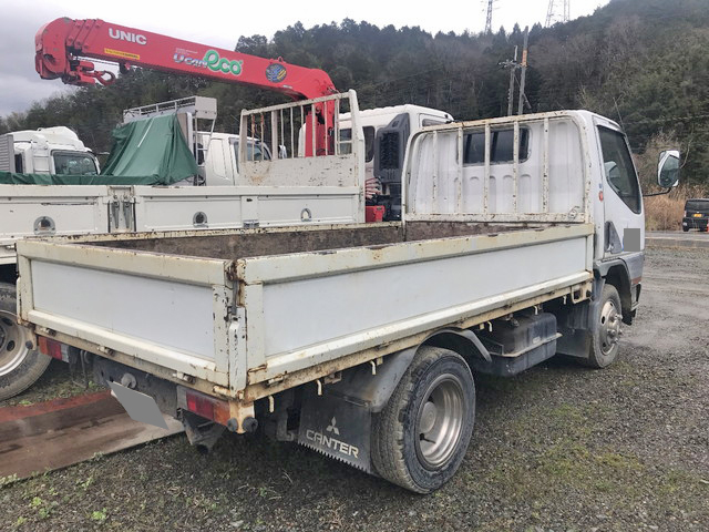 三菱ふそうキャンター平ボディ小型（2t・3t）[写真04]