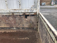 三菱ふそうキャンター平ボディ小型（2t・3t）[写真08]