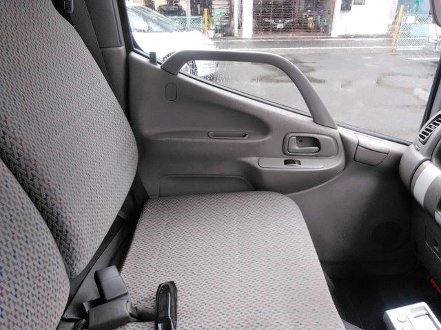 トヨタダイナ冷凍車（冷蔵車）小型（2t・3t）[写真21]