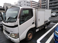 トヨタダイナ冷凍車（冷蔵車）小型（2t・3t）[写真03]