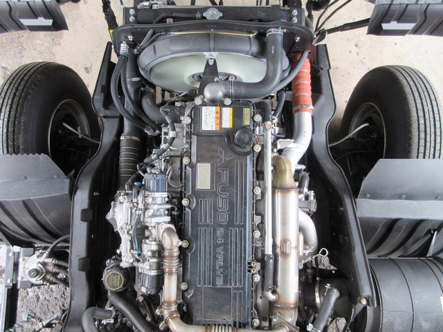 三菱ふそうファイターアルミブロック中型（4t）[写真12]