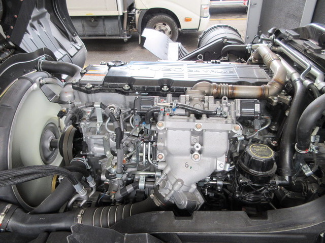 三菱ふそうファイターアルミブロック中型（4t）[写真13]