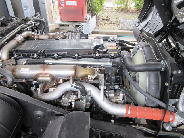 三菱ふそうファイターアルミブロック中型（4t）[写真14]