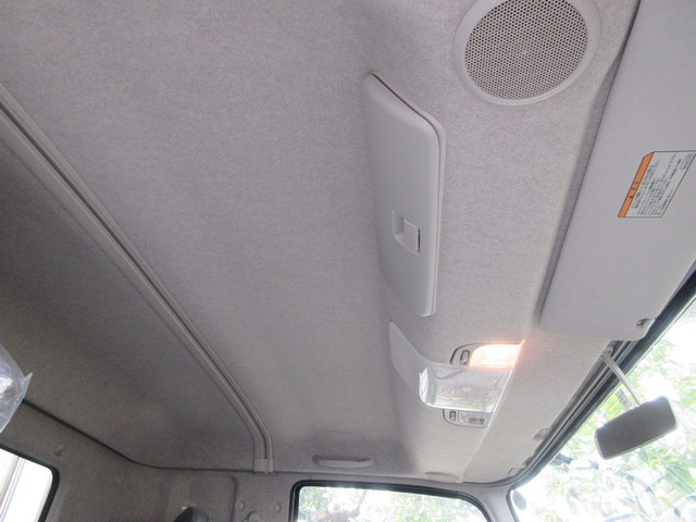 三菱ふそうファイターアルミブロック中型（4t）[写真18]