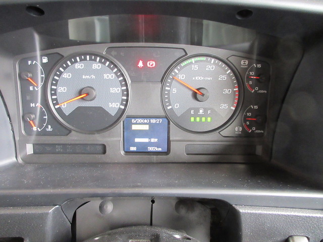 三菱ふそうファイターアルミブロック中型（4t）[写真19]