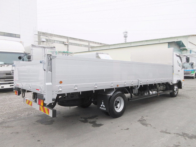 三菱ふそうファイターアルミブロック中型（4t）[写真04]