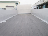 三菱ふそうファイターアルミブロック中型（4t）[写真06]