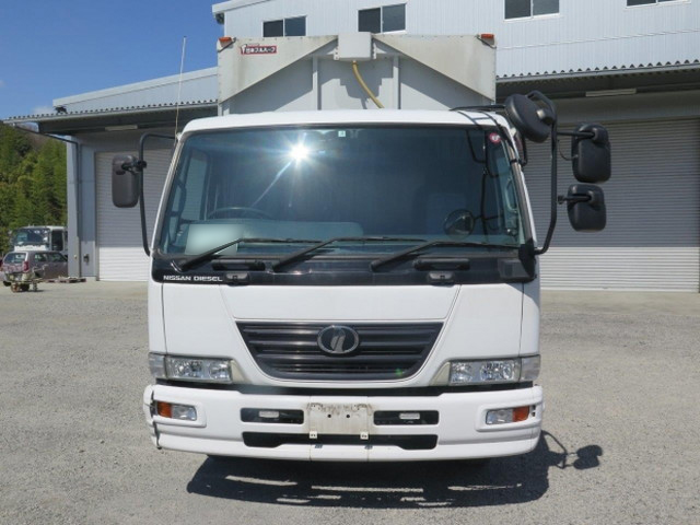 UDトラックスコンドルパネルウイング増トン（6t・8t）[写真12]